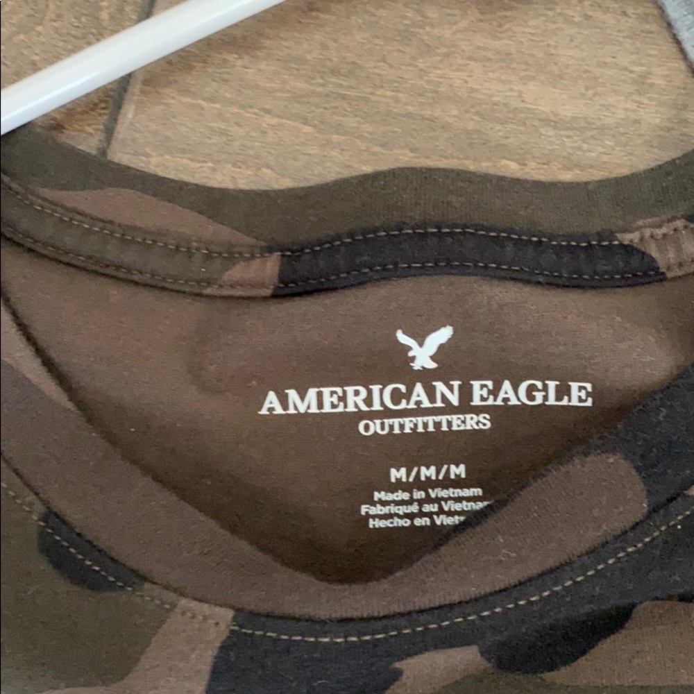 Bundle of 3  mens Tees  from American Eagle NWOT - Picture 2 of 8